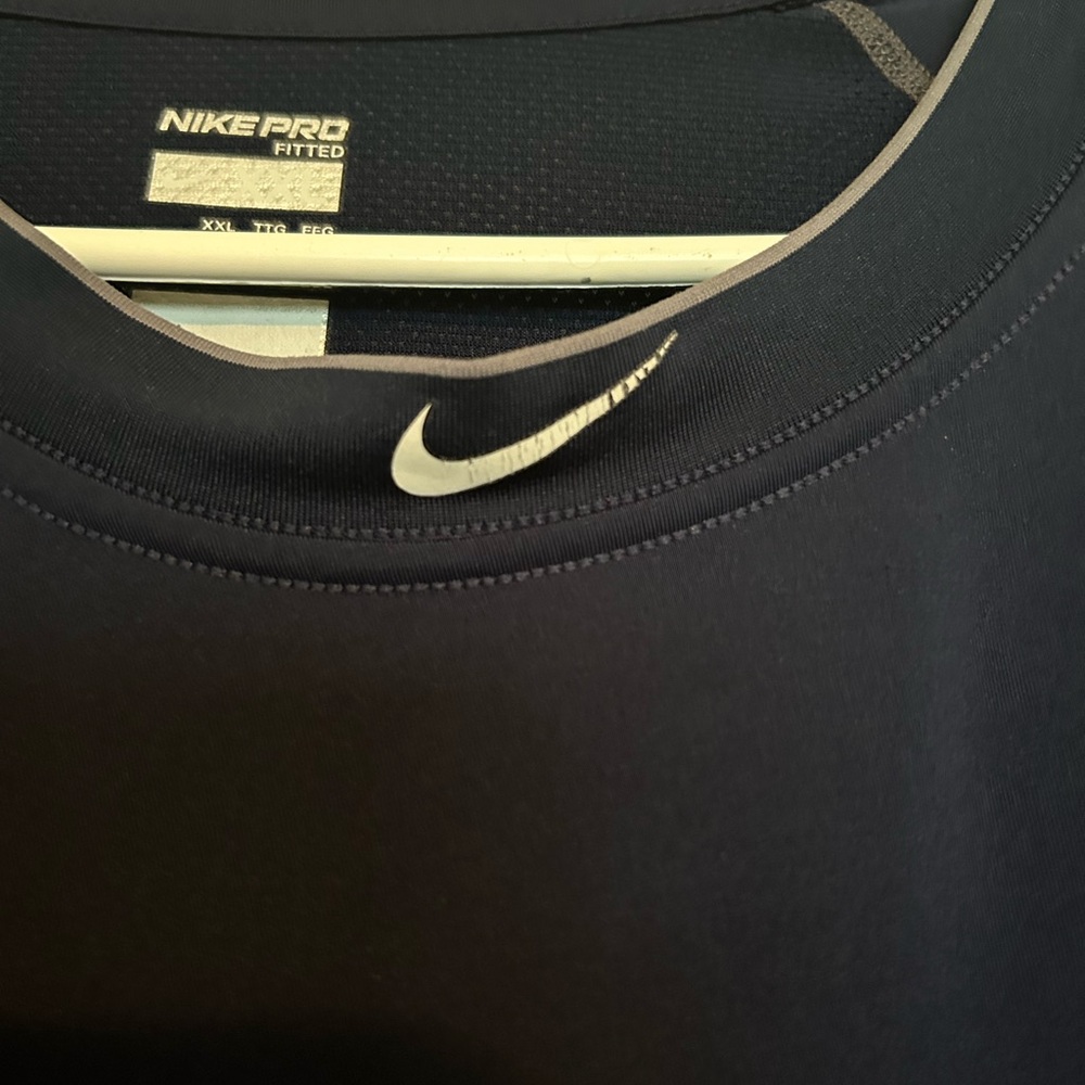 Nike Pro Fitted Performance undershirt 2XL - Picture 2 of 4